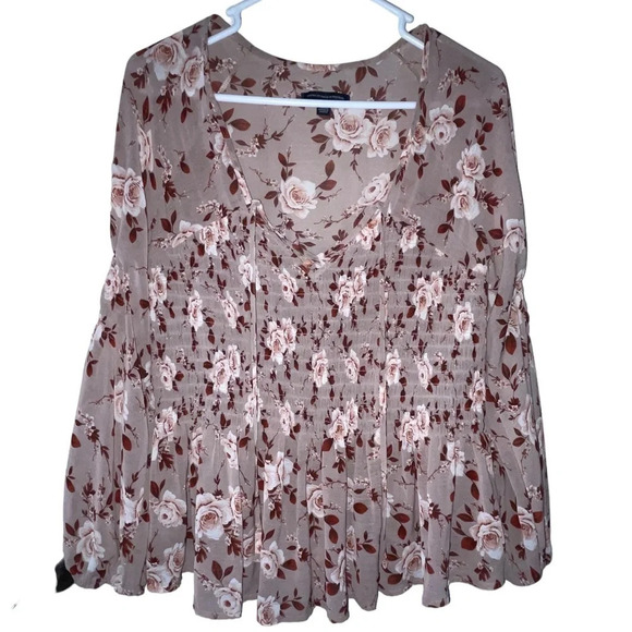 American Eagle Sheer Smocked Babydoll Top Size Small Blush Floral Boho Preppy - Picture 7 of 7
